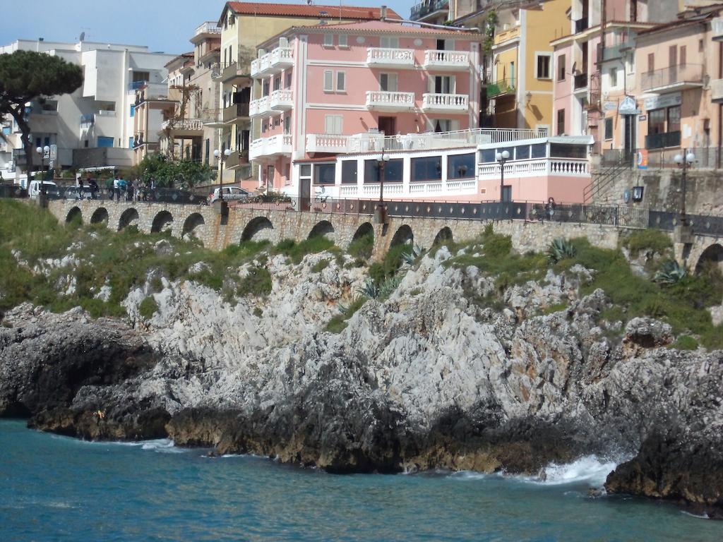 Albergo Tirreno Marina di Camerota Exterior photo