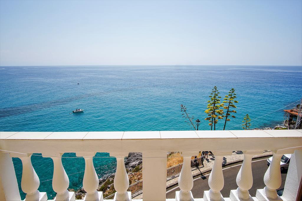Albergo Tirreno Marina di Camerota Exterior photo
