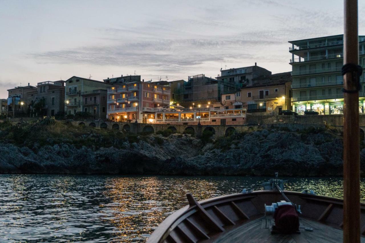 Albergo Tirreno Marina di Camerota Exterior photo