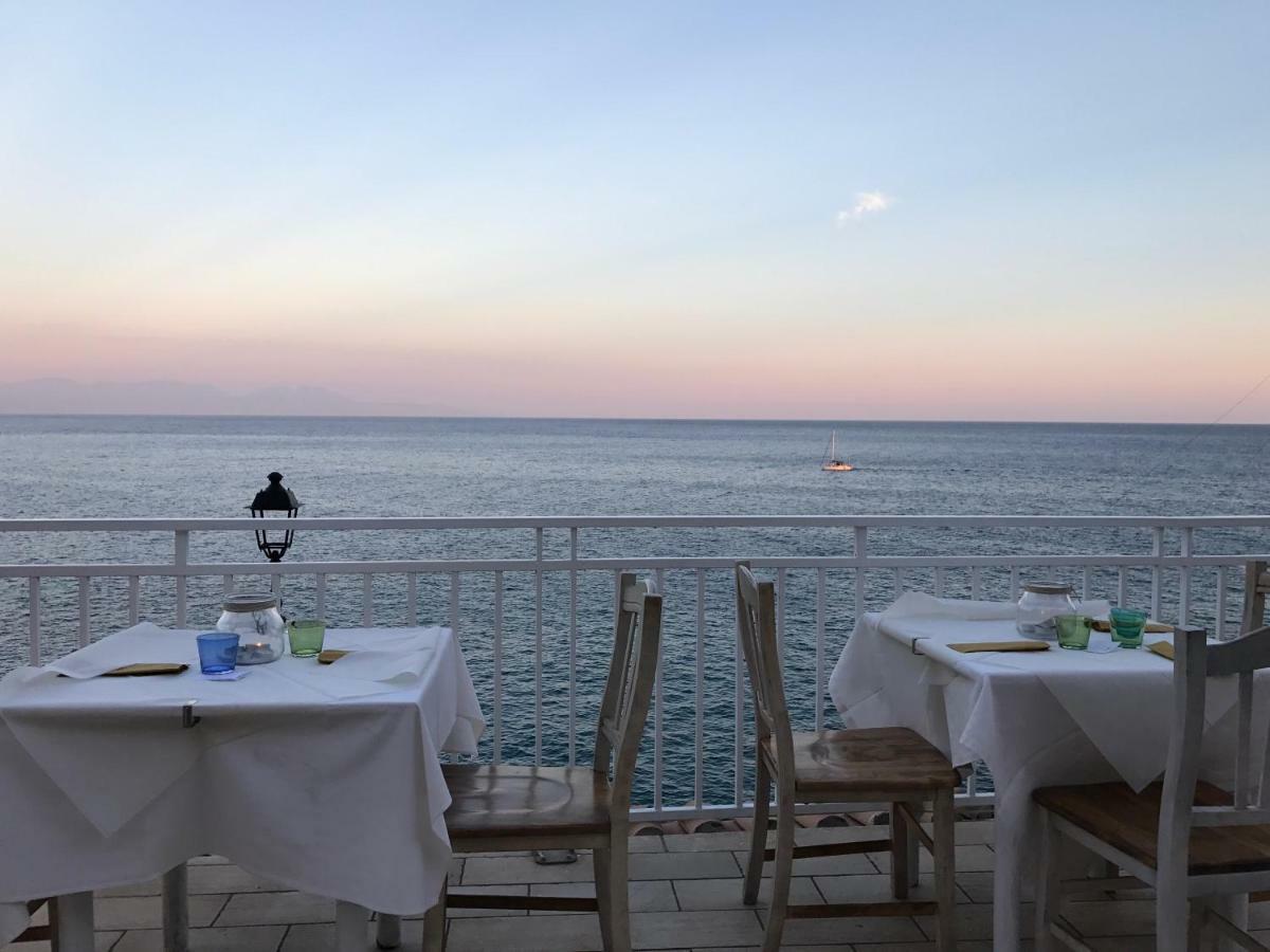 Albergo Tirreno Marina di Camerota Exterior photo